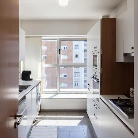 Flh Alta Brightly Flat Apartment Lisbon