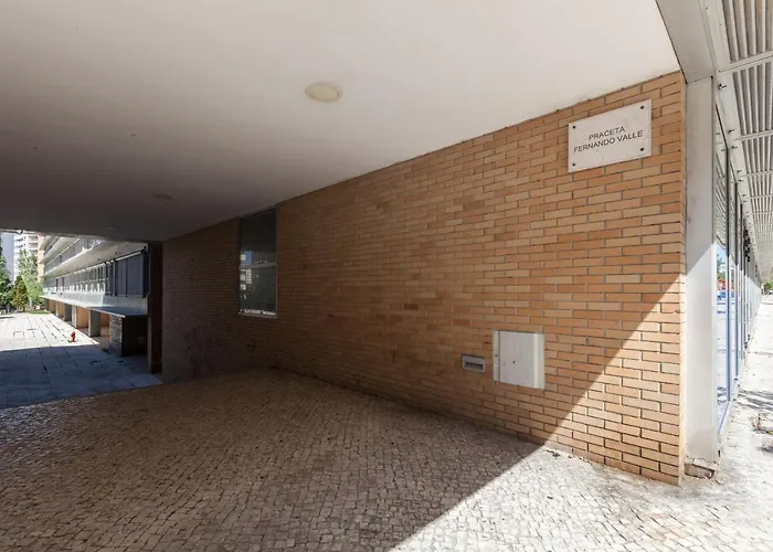 Flh Alta Brightly Flat *