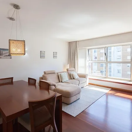 Flh Alta Brightly Flat * Lisboa